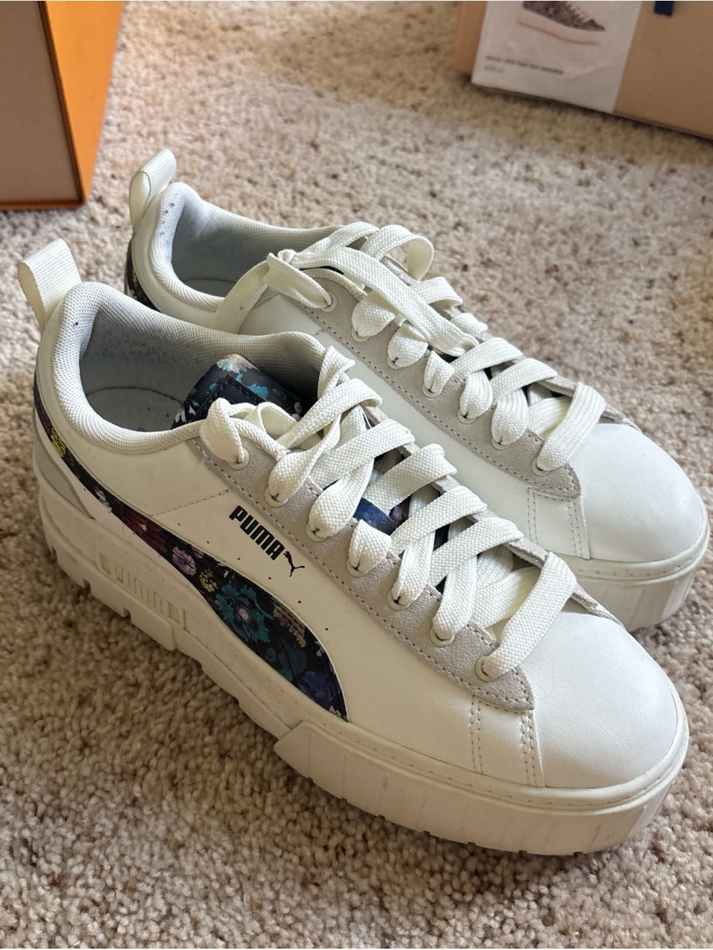 PUMA x Liberty White Platform Sneakers with Multicolor Floral Stripe size 9.5